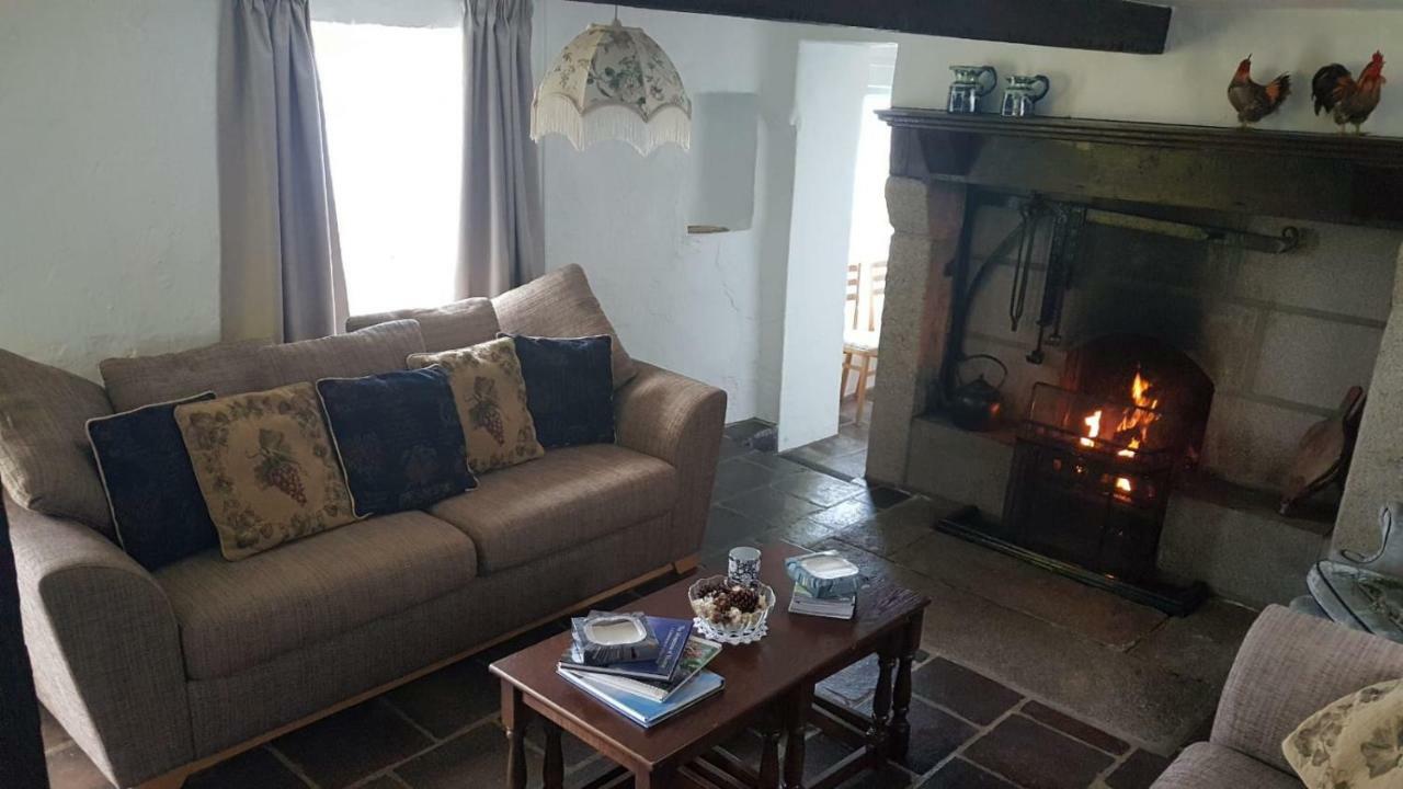 ניוקאסל Stunning Views At Ballagh Cottage Newcastle מראה חיצוני תמונה
